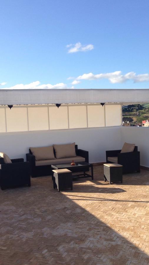 Riad Blanc De Fes Luaran gambar